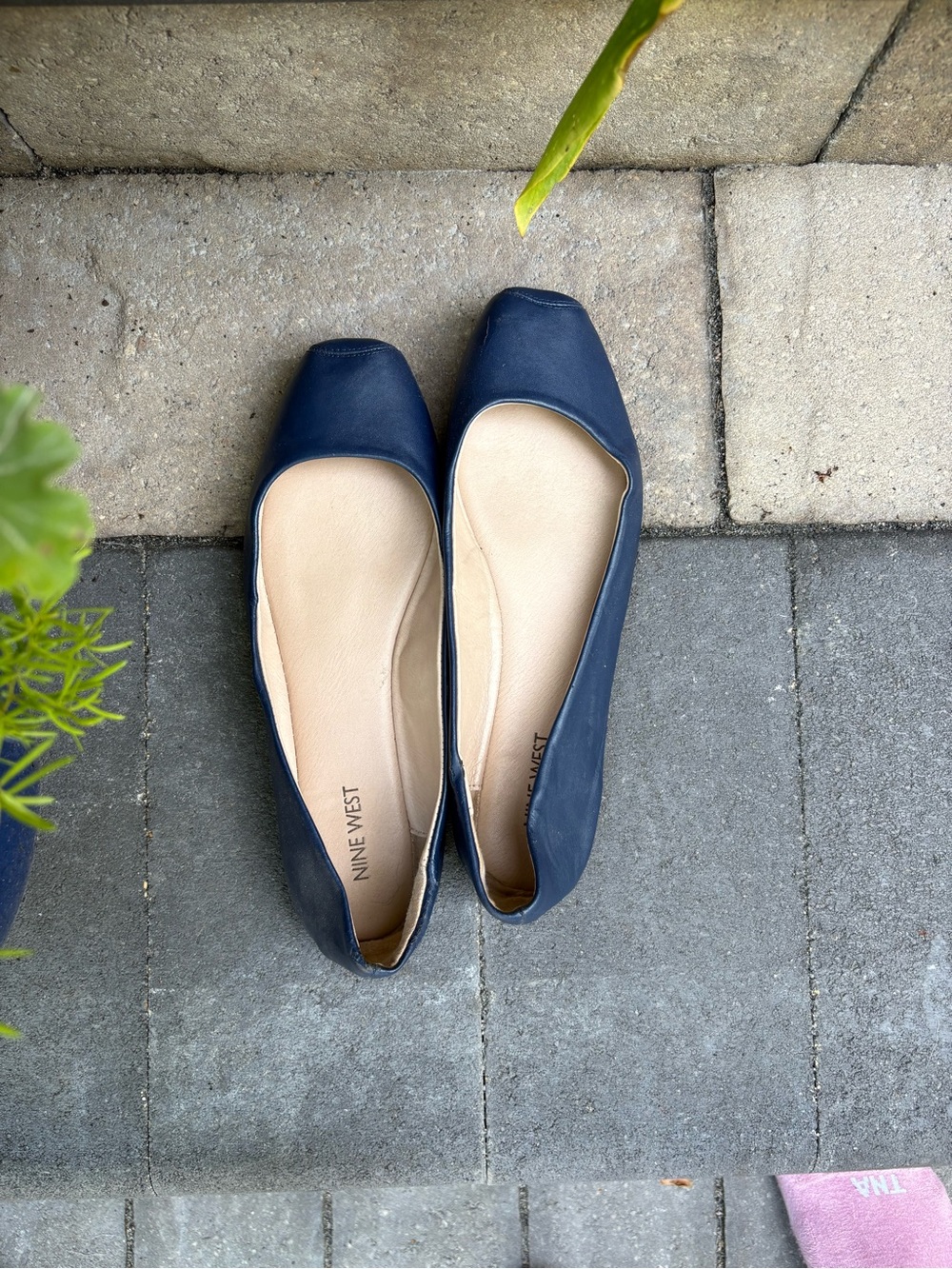 Nine West navy ballet flats - size 8